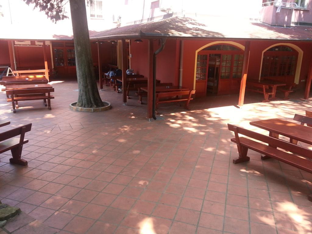Europa Hostel بورتوروز المظهر الخارجي الصورة