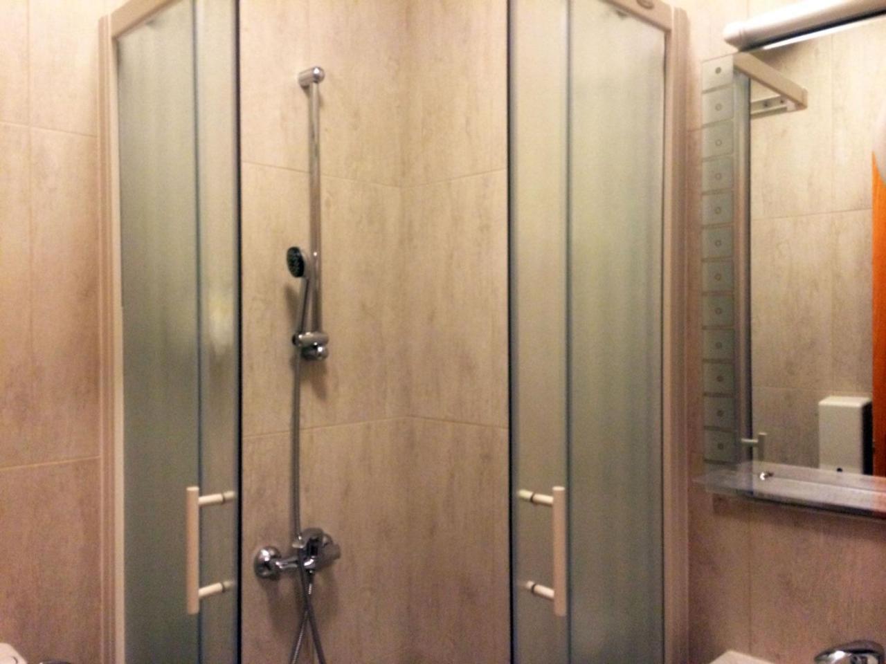Europa Hostel بورتوروز المظهر الخارجي الصورة
